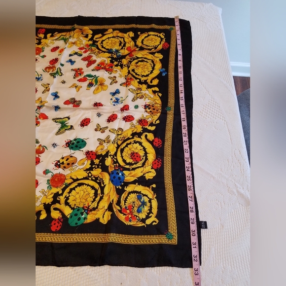 Beautiful Vintage Foulard Scarf Lady Bug Butterfly Floral Pure Silk - Picture 8 of 11